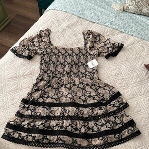 NWT lola  tiered dress Altar’d State